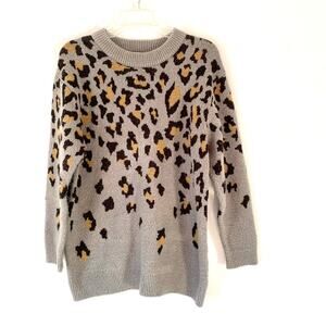 Moussy Gray Cheetah Leopard Animal Print Cozy Sweater size large